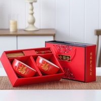 中国红釉陶瓷2碗2筷